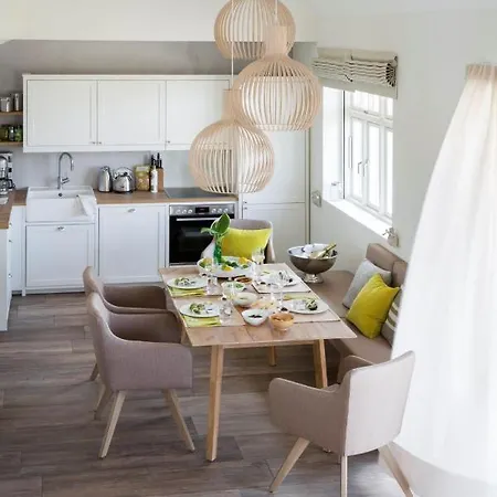 Reetdorf Geltinger Birk Malerhaus Eichenwald 別荘